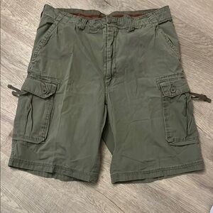 Men's Green Cargo Shorts